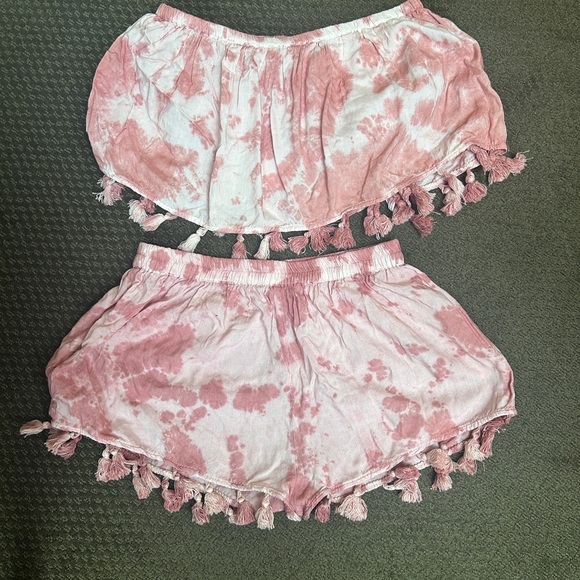 Pink Tie-Dye Shorts and Top with Tassels - Picture 1 of 4